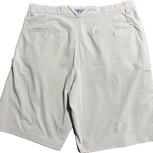Mens COLUMBIA PFG shorts size 36